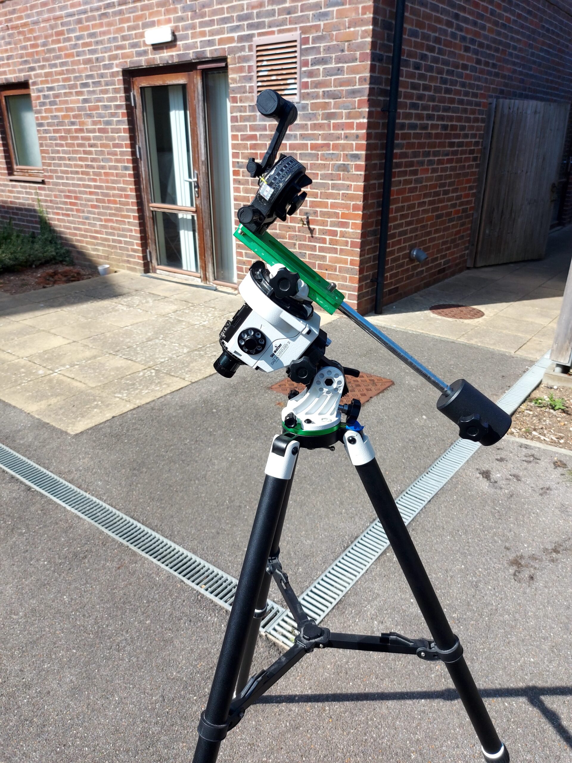 Mobile phone holder mounted on the Star Adventurer astrophotography setup.